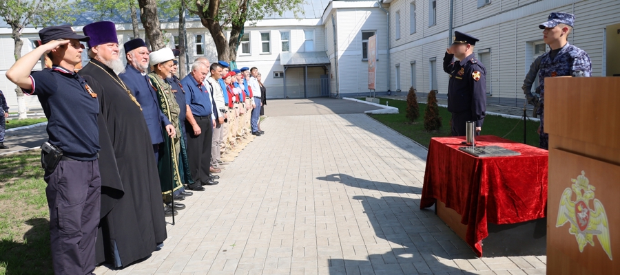 В Казанском полку Росгвардии заложили капсулу времени с посланием потомкам