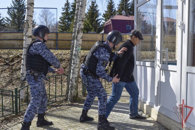 В Казани прошёл конкурс профессионального мастерства среди сотрудников групп задержания вневедомственной охраны Росгвардии
