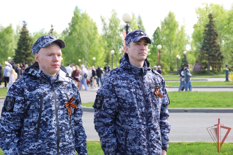 В Татарстане росгвардейцы выполнили задачи по обеспечению безопасности празднования Дня Победы