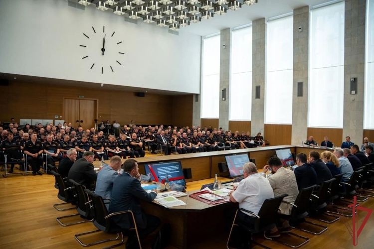 Руководитель управления вневедомственной охраны Росгвардии по Республике Татарстан принял участие во Всероссийском совещании-семинаре в Нижнем Новгороде