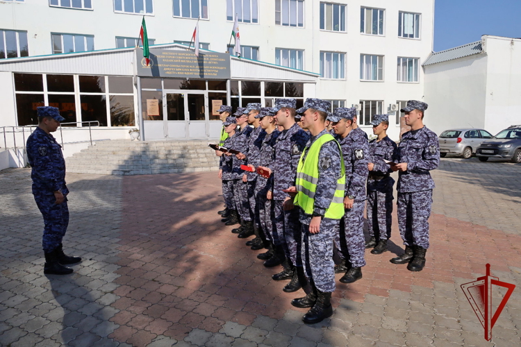 В Татарстане росгвардейцы приняли участие в голосовании