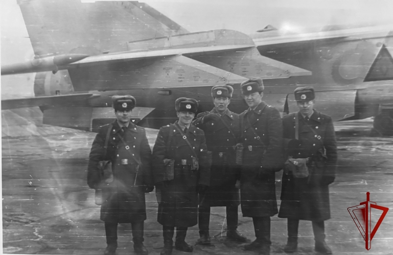 В Казани состоялось торжественное мероприятие к 60-летию образования специальных моторизованных воинских частей Росгвардии (видео)