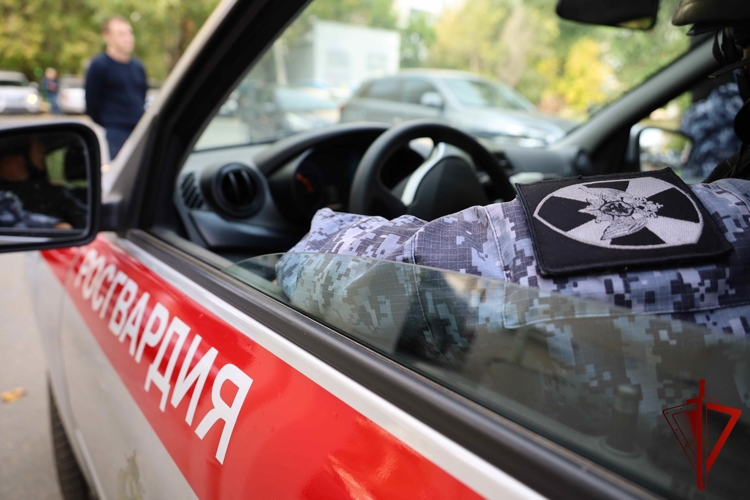 В Татарстане росгвардейцы задержали четверых подозреваемых в кражах из магазинов