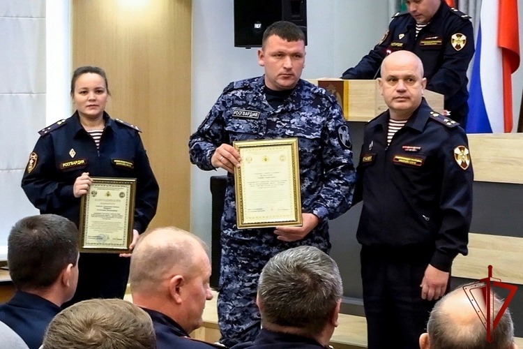 Подразделения вневедомственной охраны Росгвардии в Татарстане отметили 74-ю годовщину со дня образования 